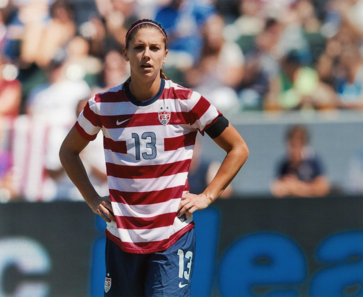ALEX MORGAN USA WOMENS SOCCER 8X10 SPORTS PHOTO (V) | eBay