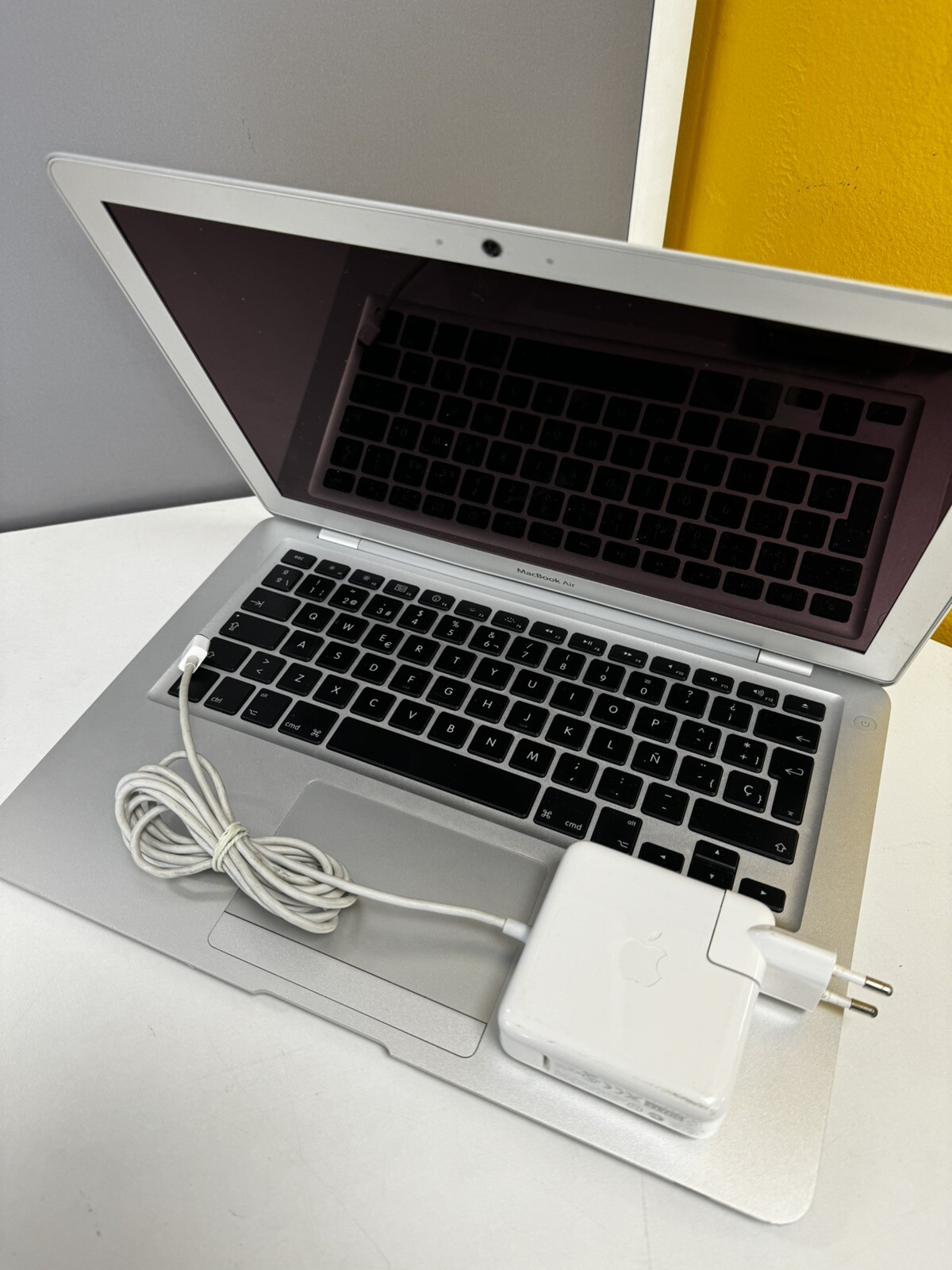 MacBook Air A1304 Usado, Piezas Originales