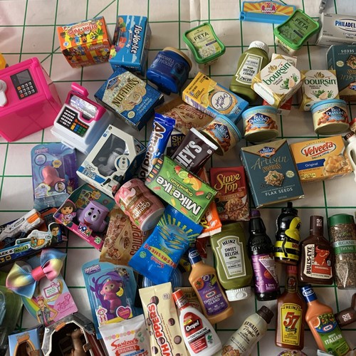 Zuru Mini Brands Lot Food Cleaning Toys Shopping Cart Shelves 120+ Items BC - Picture 12 of 17