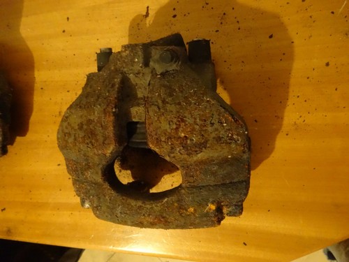 Bremssattel vorne links VW T6 7H0105E 2,0TD