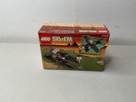 Lego System Bi-Wing Baron 5928 open box