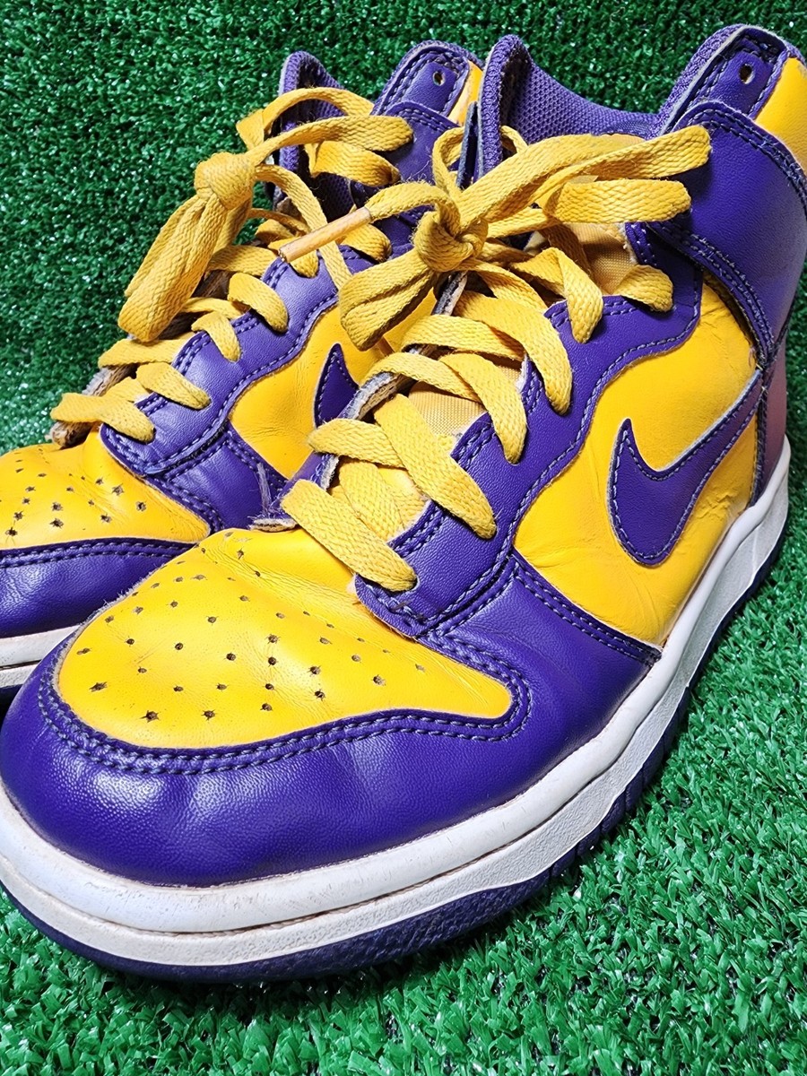 靴 NIKE DUNK HI RETRO Lakers/Court Purple Nike Dunk High Retro 