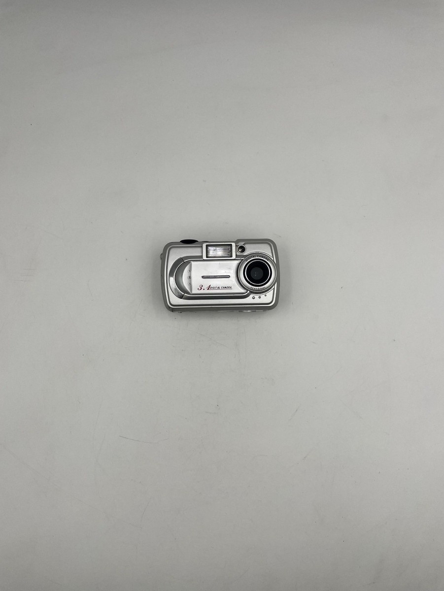 Vintage Compact Digital Camera Silver 3.1 MP Built In Flash NEED