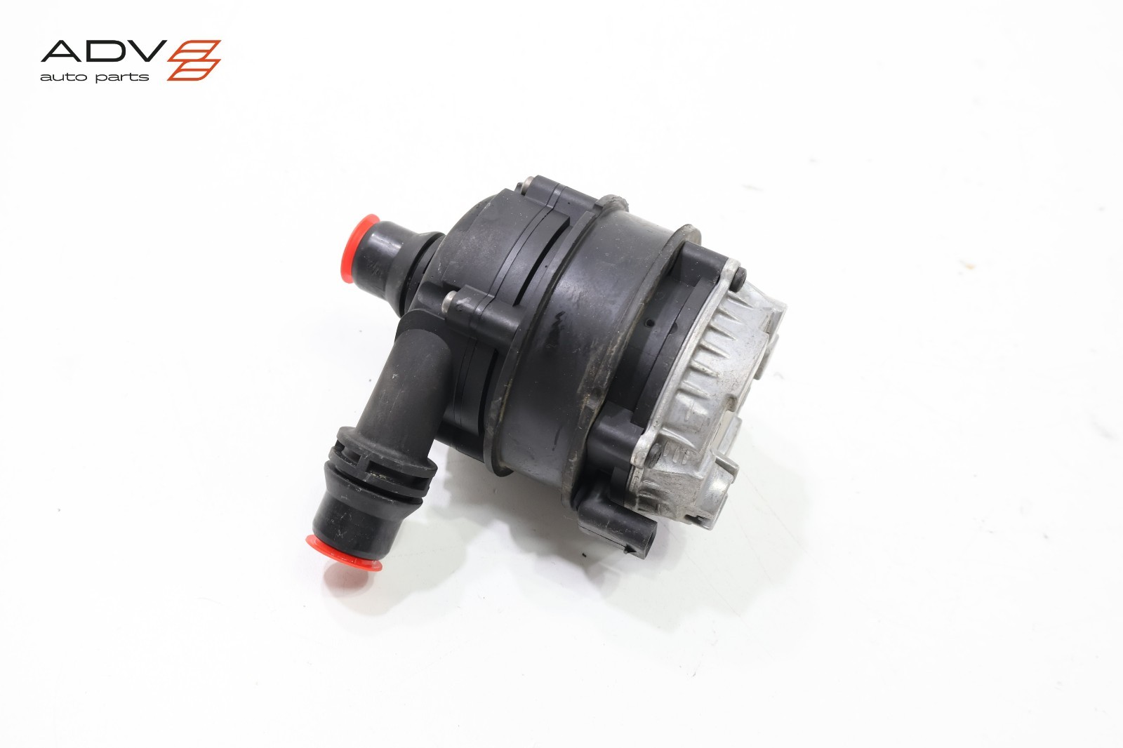 2014 - 2020 BMW i8 I12 ENGINE COOLANT AUXILIARY WATER PUMP OEM