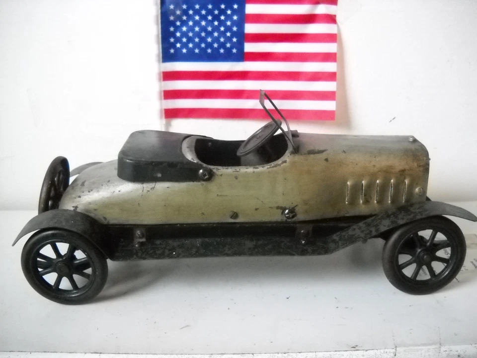 Structo Deluxe Auto #12 "THE BIG CAT" - Image 2 of 4