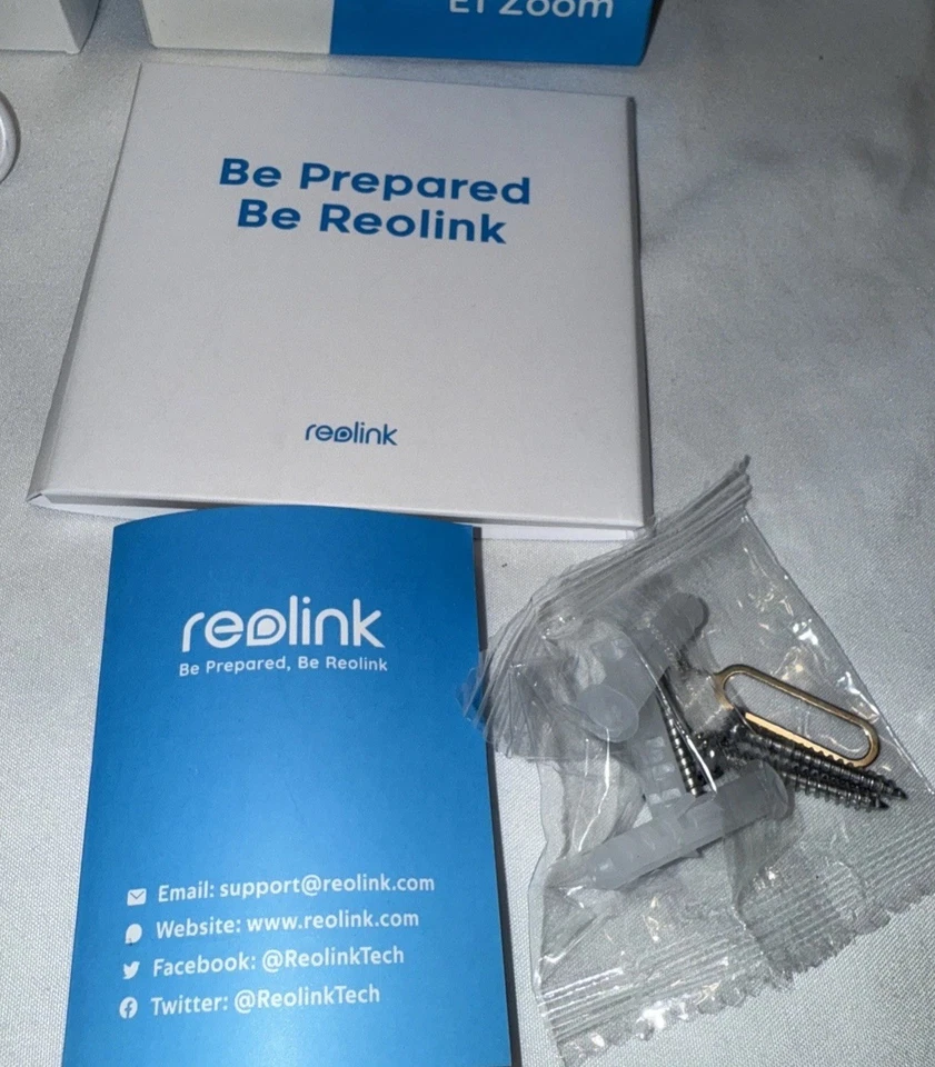 Reolink E1 Zoom 8MP 4K UHD Wi-Fi 6 Indoor Security Camera Auto-Tracking Pan Tilt - Image 4 of 4