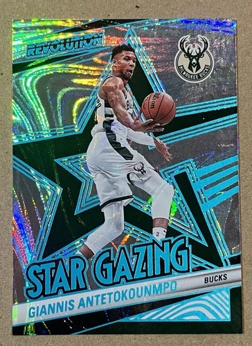 2024-25 Panini Revolution - Star Gazing /35 Giannis Antetokounmpo #12
