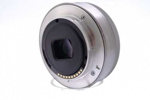SONY E 16mm F2.8 SEL16F28 E-Mount Wide Angle APS-C Lens Near Mint! - Picture 3 of 7