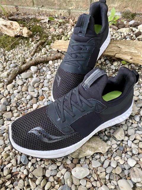 saucony stretch and go mens