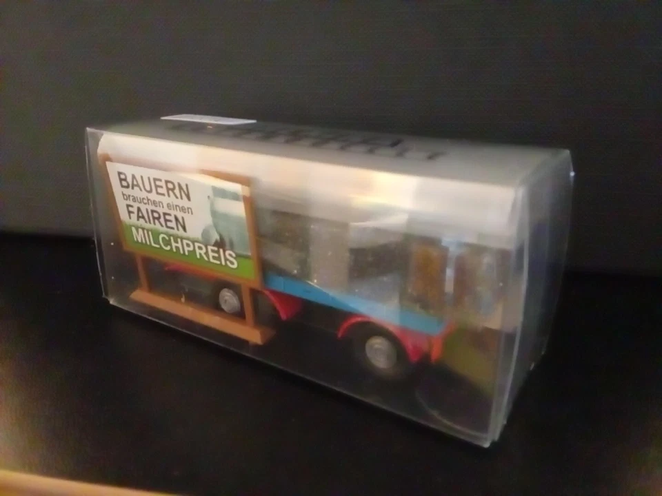 D896 Brekina HO 1:87 neu Ovp Anhänger Werbetafel Kuh Fair Milch Bauern Landwirt - Bild 4 von 4