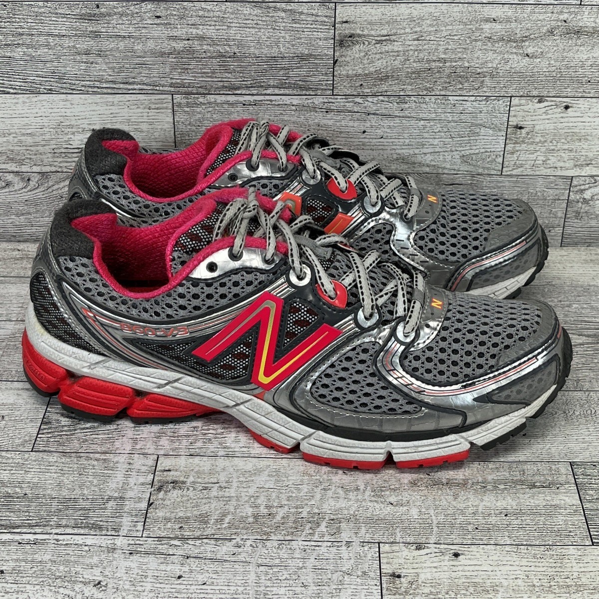 New Balance 860 V3 Stability Gray Pink Running Shoes W860SP3