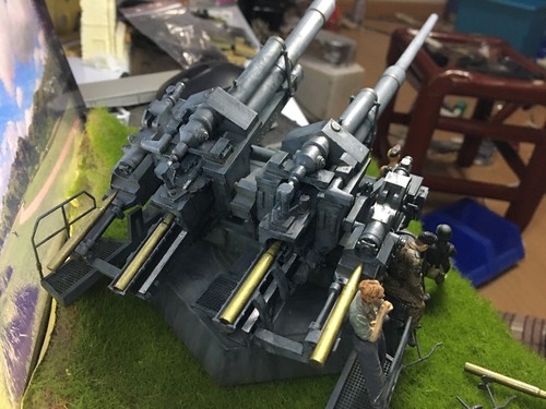 1/72 1/87 1/144 German twin 12.8cm Flak40 anti-aircraft gun with soldiers model - Picture 5 of 9
