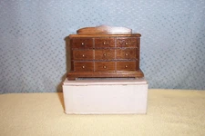 CONCORD MINIATURES  AMERICANA TRIPLE DRESSER IN BOX
