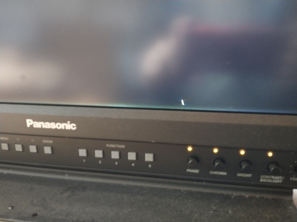 Panasonic bt-lh2600we Video Broadcast Production Monitor 26