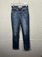 Signature by Levi Strauss & Co Gold Mid Rise Straight Jean Women's W27XL34 Blue