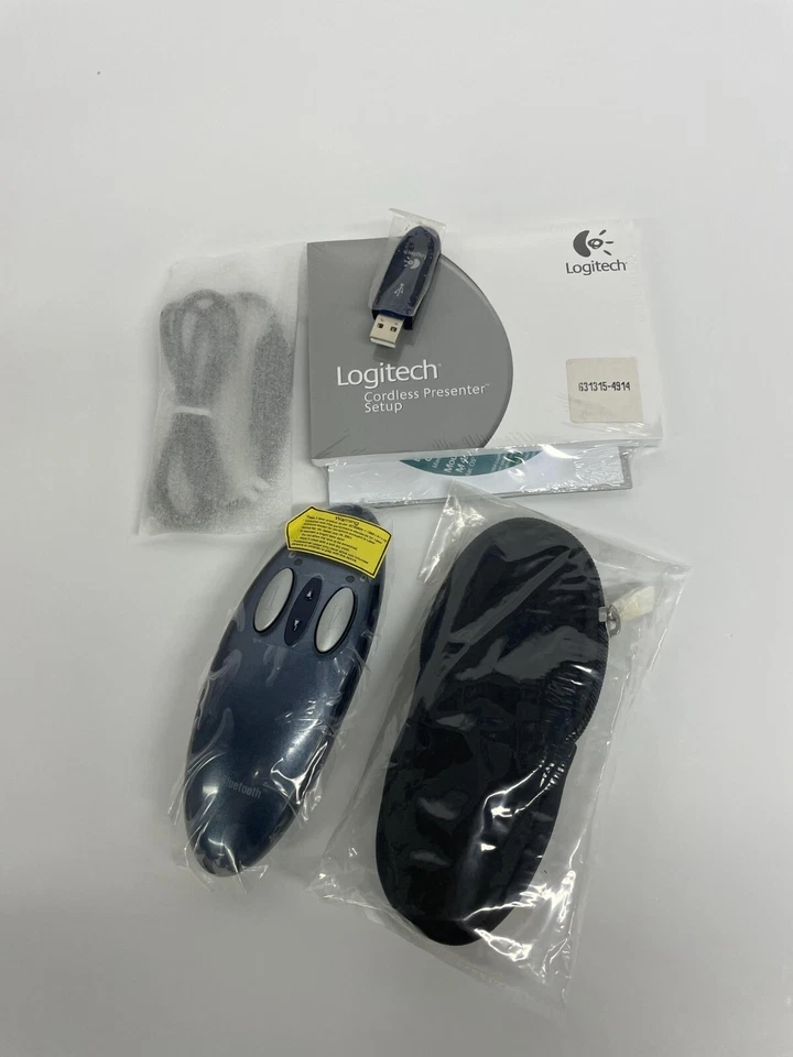 Logitech M-RU77 Cordless Wireless Bluetooth Presenter USB Receiver NEW
