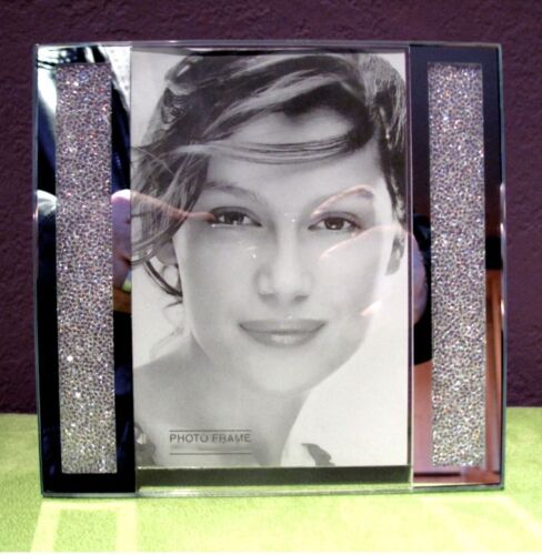 Made with Swarovski Crystal Filled Picture Frame for 5" x 7" Photo Size New! - Picture 1 of 3