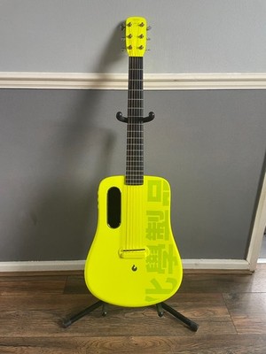 LAVA ME 2 Chemist Creations Chaud Green Limited Edition Kohlefaser Gitarre