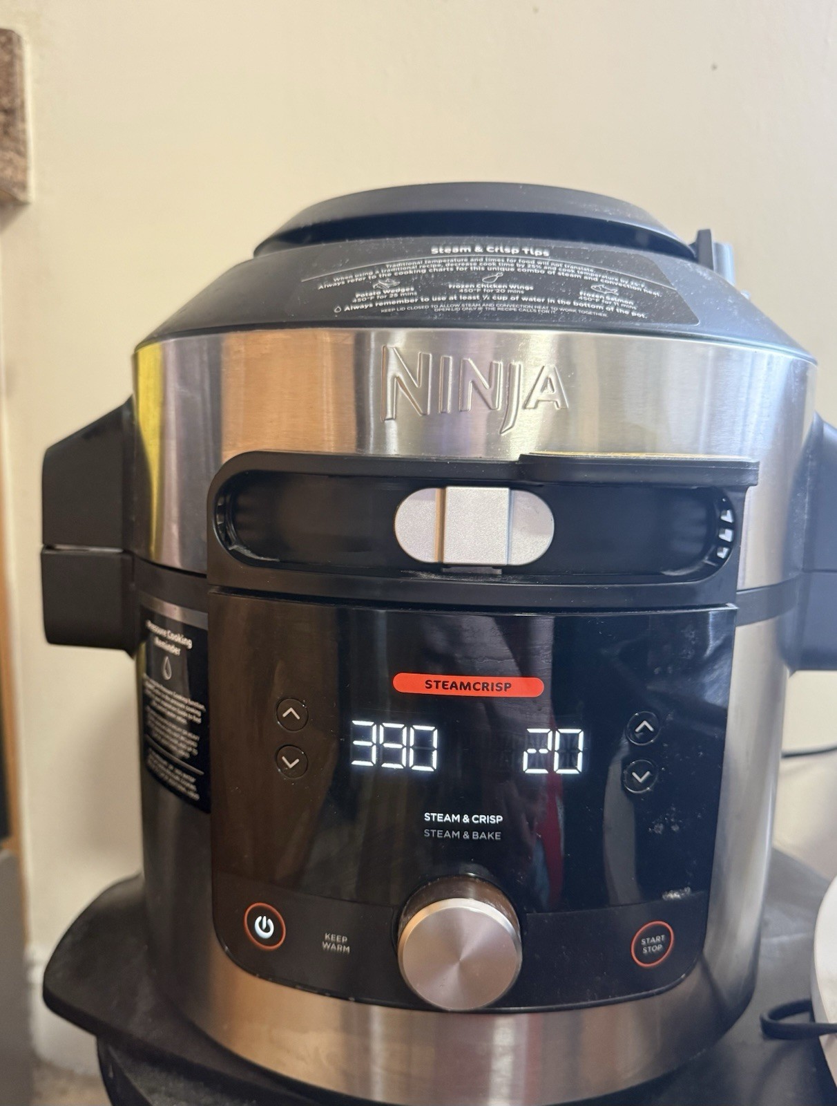 Steam Air Fryer With Smart Lid