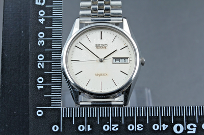 1984 Vintage SEIKO MAJESTA 9063-7000 Silver Round Quarts Men's