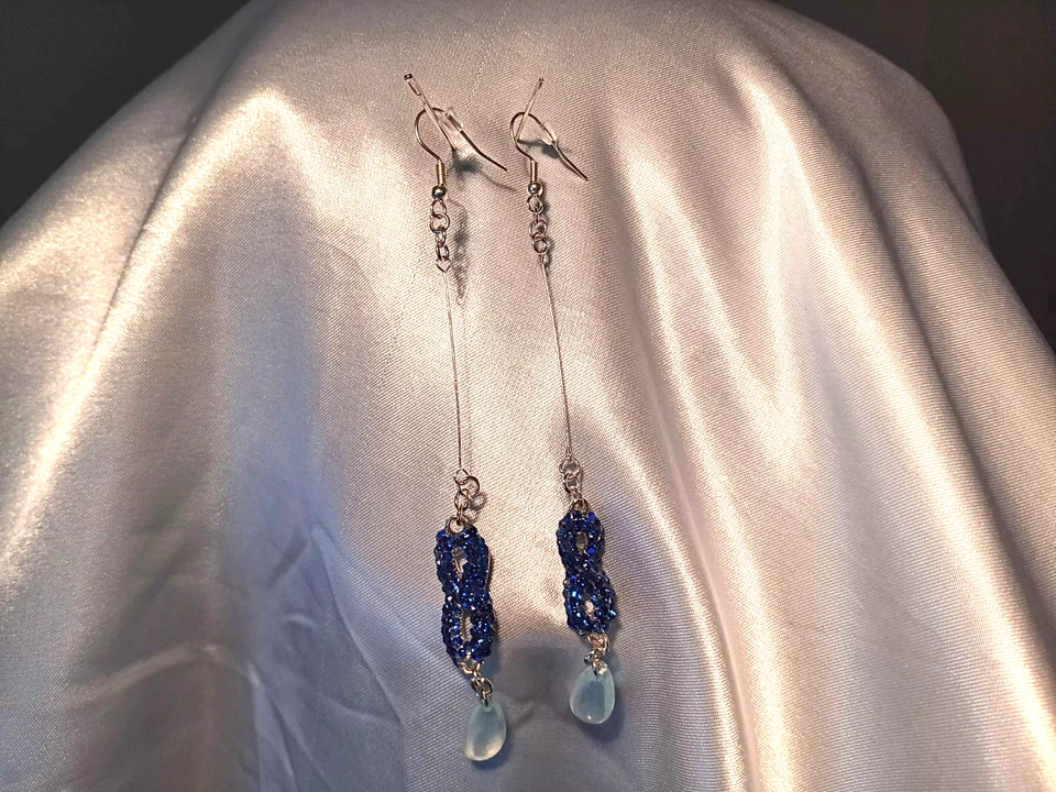 Pendientes Infinity - Merienda Brillante Tentáculo Medusas 🐙💧♾️Edición Lágrimas Sirena Foto 3 de 4