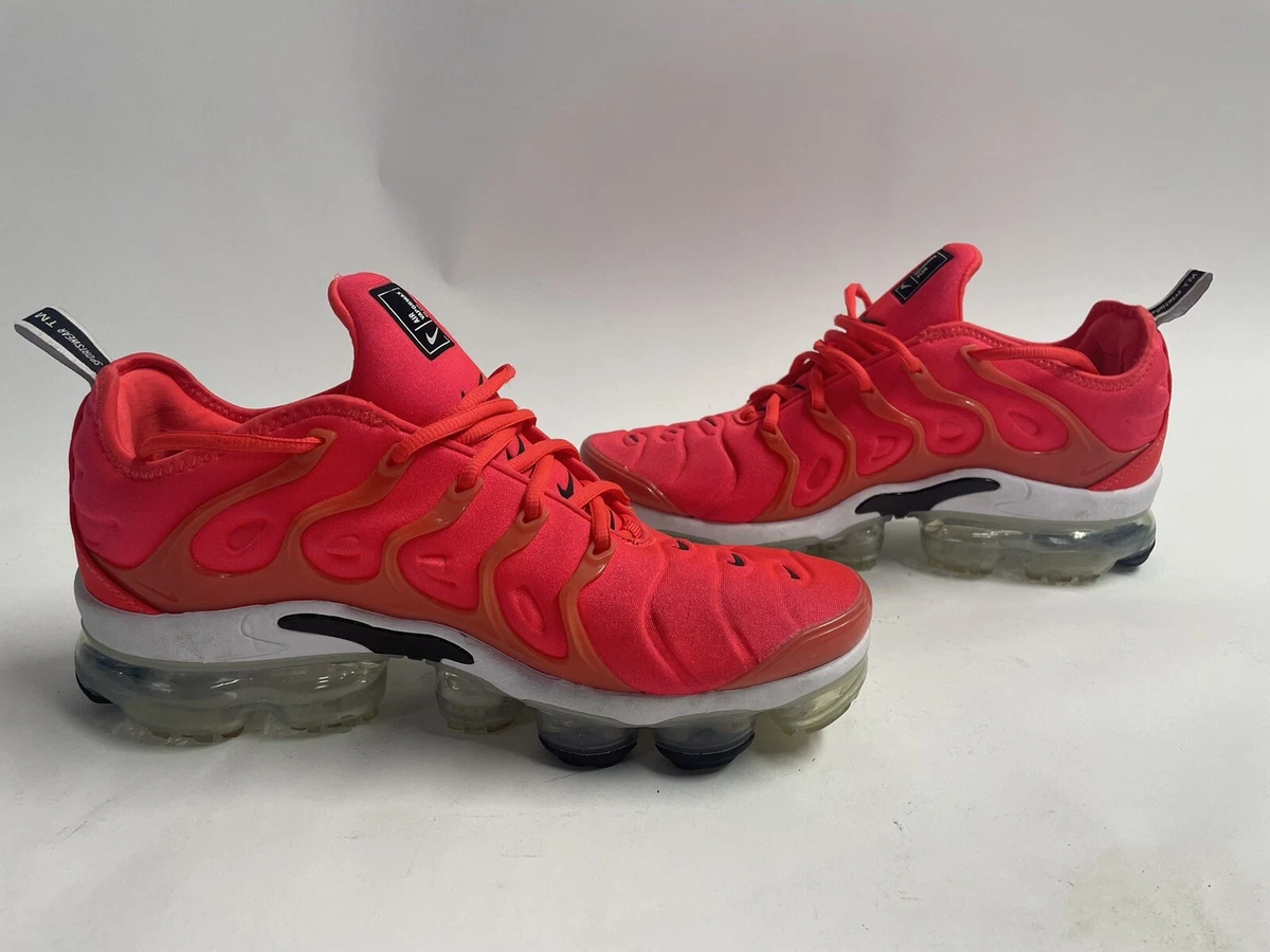 Nike vapormax best sale crimson red