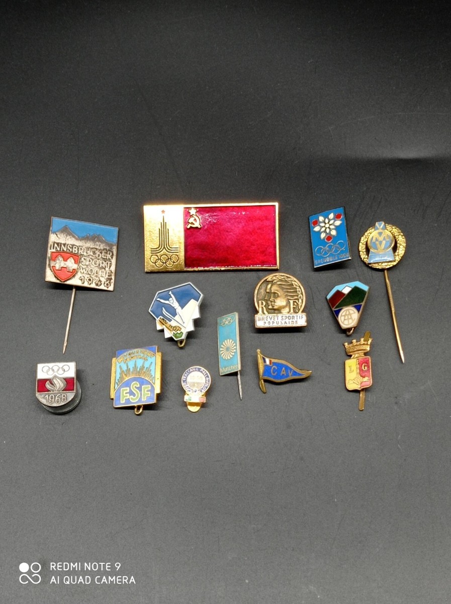 Insigne Boutonnière Bouchers Charcutiers – Scie, Fusil, Couteau – XIXe