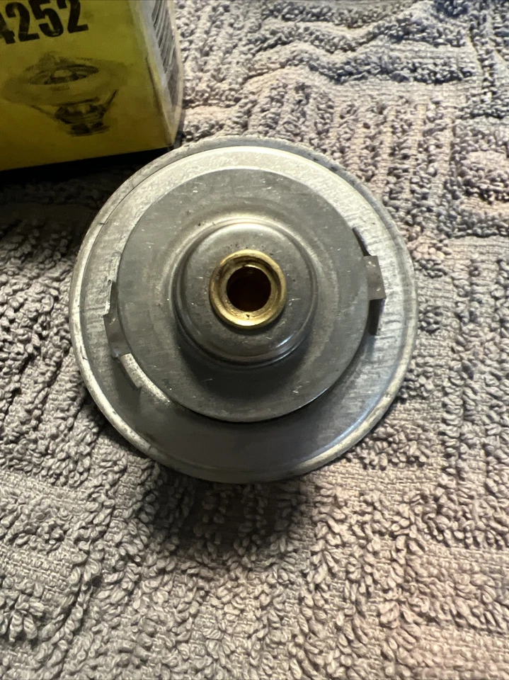 Termostato motor Stant 205°F 14252 Foto 4 de 4