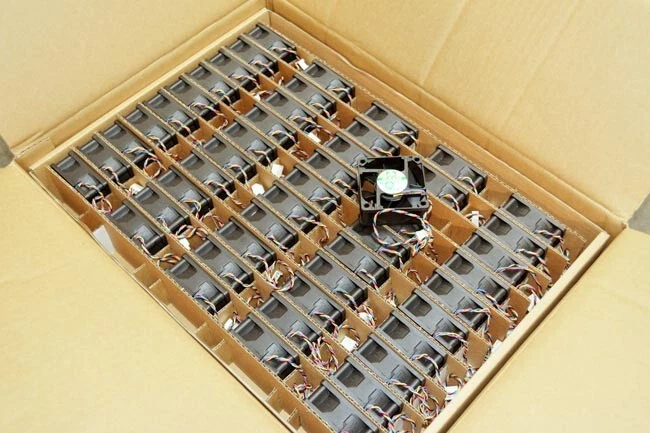 Protechnic Magic MGT6012UB-W25 Sever Fan 60*60*25mm 12V 0.38A 4Pin - Image 2 of 2