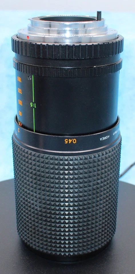Sears 70–210mm f/4.0 Multi-Coated Zoom Lens — Macro | MD Mount | Manual Focus - Image 2 of 4