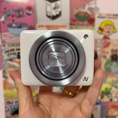 Canon N1 Digital Camera 12MP WiFi Flip Screen Touchscreen Compact