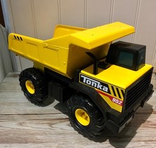 Tonka 952 [975] 16.5" Dumper Truck Tipper NOS Steel Toy Collectible