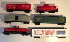 LOT 6 Vintage AHM HO Scale Train Cars Red Tanker Caboose boxcars