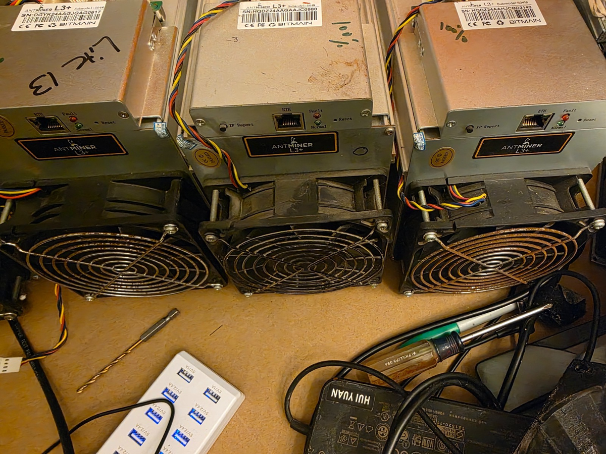 Antminer Bitmain L3+ 504MH Scrypt ASIC Miner LTC DOGE No PSU