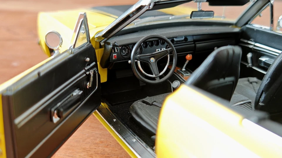 Plymouth Road Runner GMP 1/18 - Photo 4/4