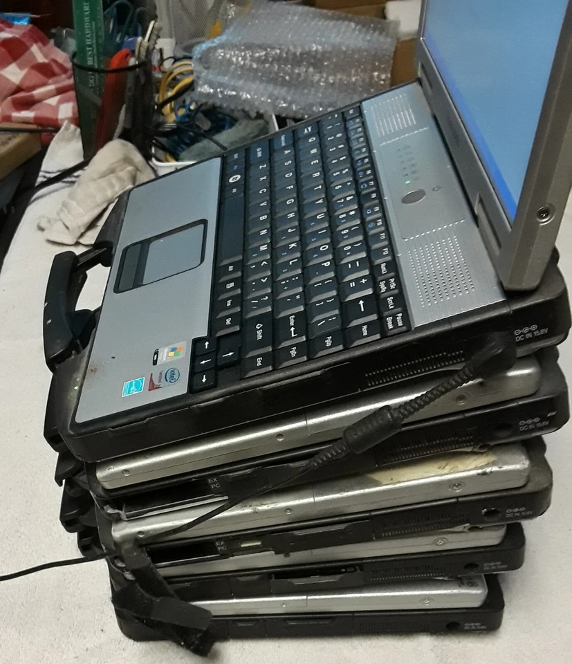 LOTE LIQUIDACIÓN de 5 Portátiles Panasonic CF-73 Toughbook LEER DESCRIPCIÓN SOLO PIEZAS Foto 2 de 4