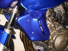 HORNET 600 HONDA Paire d'écopes radiateur à peindre  (Ref : M101) 