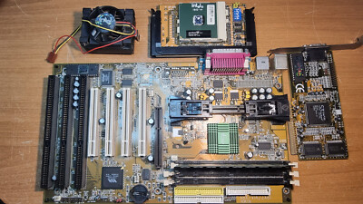 ACORP 6BX/VIA/ZX81 ver:1.6 Pentium III 600MHz + 64MB Ram + S3