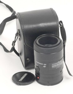 Tamron SP 90mm F2.5 Macro Prime AF Lens with a Sony A Mount (9471BL)