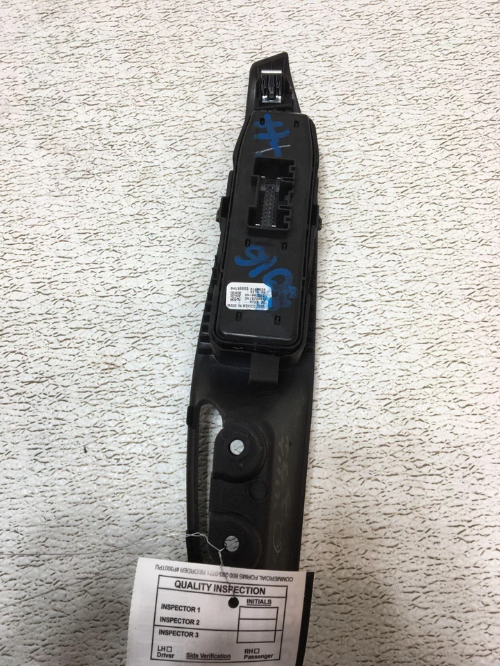 18 BUICK ENCLAVE Door Switch Front - Изображение 3 из 3