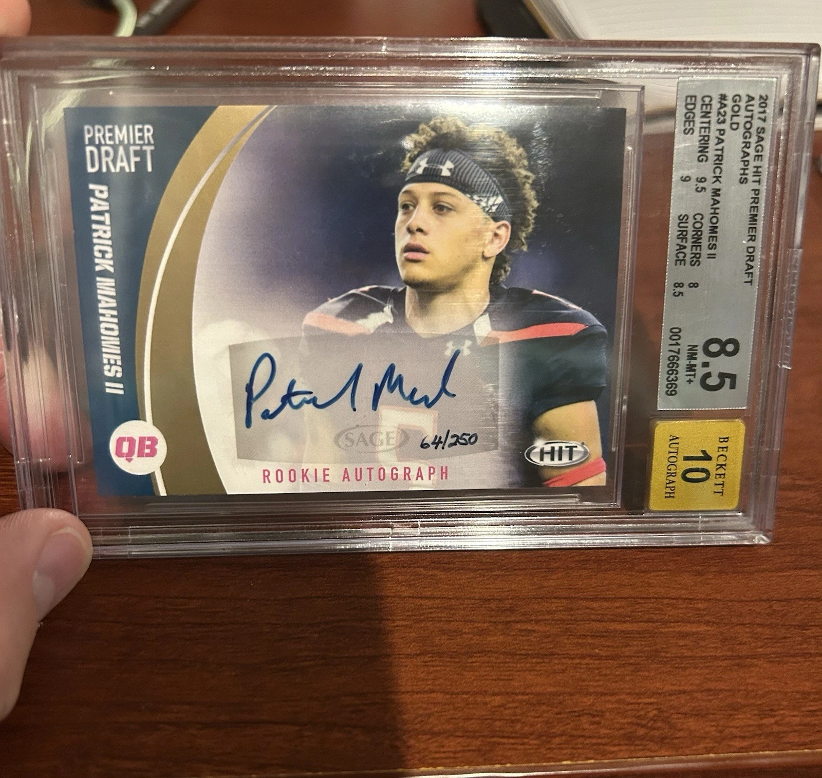Patrick Mahomes SA-GE Hit Premier Draft Autographs #A23 Gold