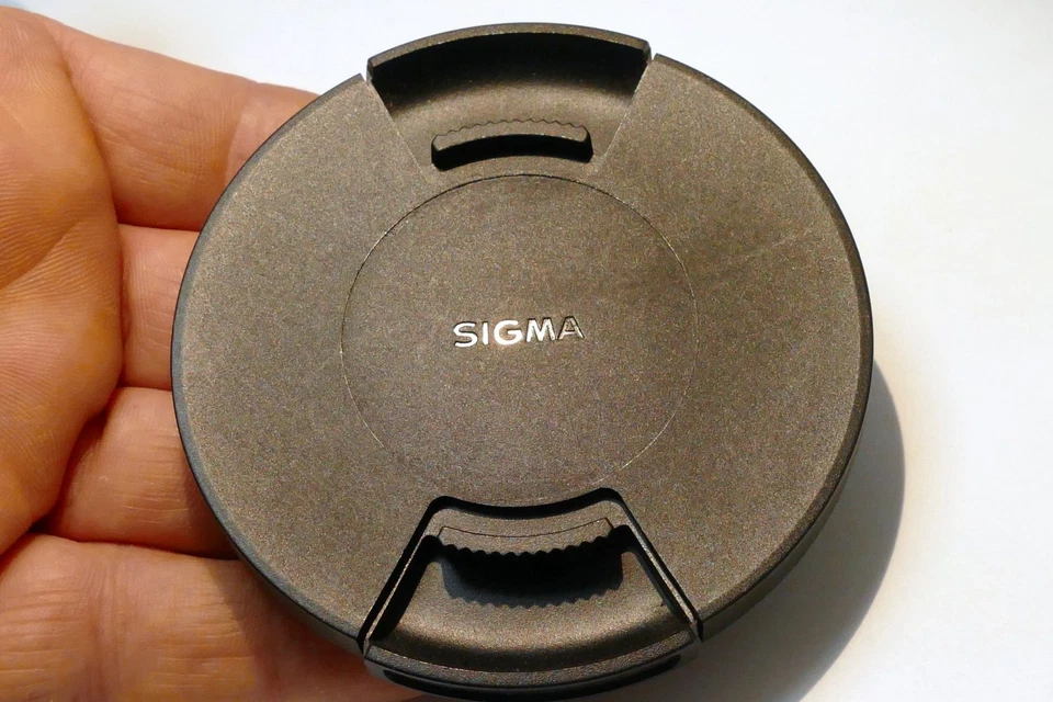 Sigma 77mm Front Lens cap for Sigma APO 70-200mm f/2.8 EX DG OS HSM - OEM - Image 4 of 4