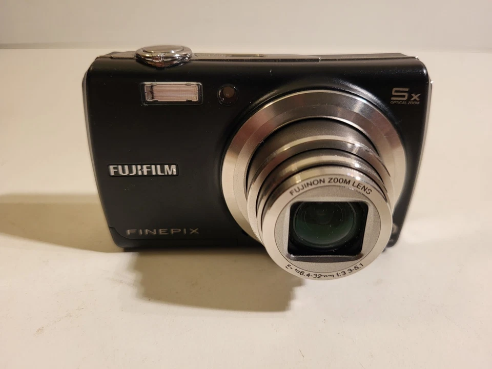 Fujifilm FinePix F100fd Digitalkamera Digicam Schwarz 12 MP Zustand GUT - Bild 2 von 4