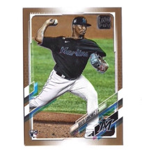 Sixto Sanchez 2021 Topps Series One SP #502/2021 GOLD (RC) #25