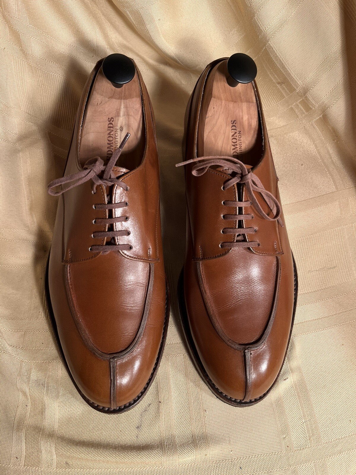 SAOLA Derby Joseph J. Fenestrier in pelle marrone con punta divisa taglia US 7 5D. Made In France