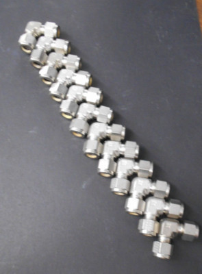 3/8  Compression Fitting 90  Elbow 316 Stainless Steel Lot of 12 fittings