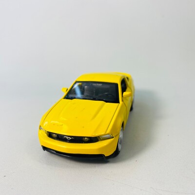 MSZ Ford Mustang GT 1:36 Scale Pull Back Model Car Yellow Opening