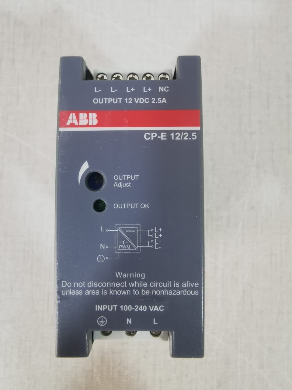ABB CP-E 12/2.5 Switch Mode Power Supply 1SVR427032R1000