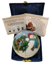 Li Bien 2013 Hand painted Mom Dad  Me Snowman Christmas Blue Glass Ornament