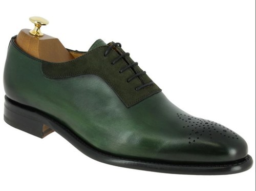 Handmade men suede shoes, brogue toe 
